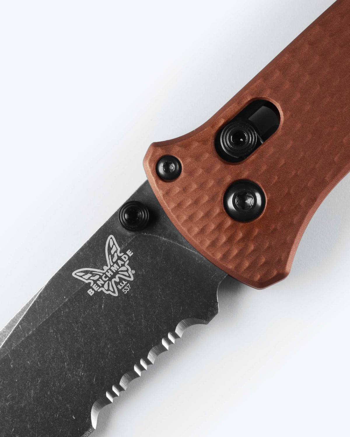 Seventh product image showing a close up of knife