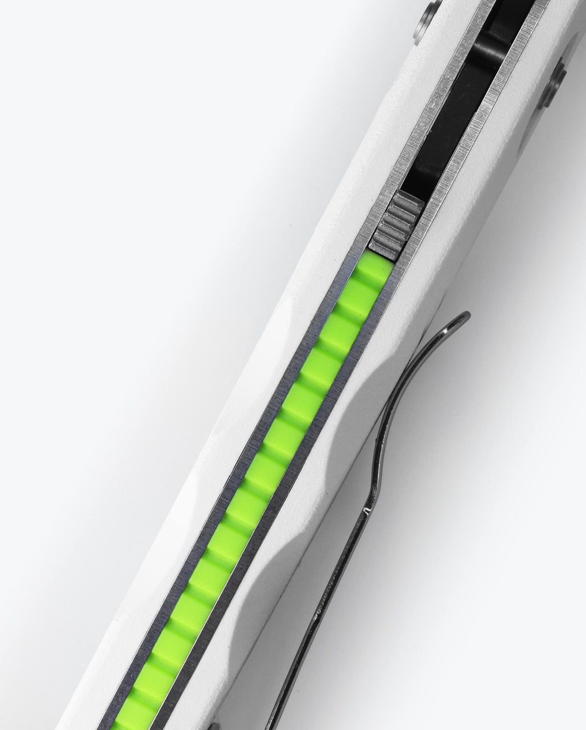 Eighth product image showing an exploded view of the knife