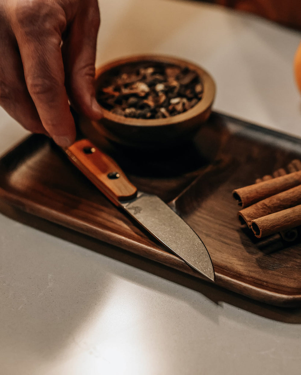 Seventh product image showing a close up of knife