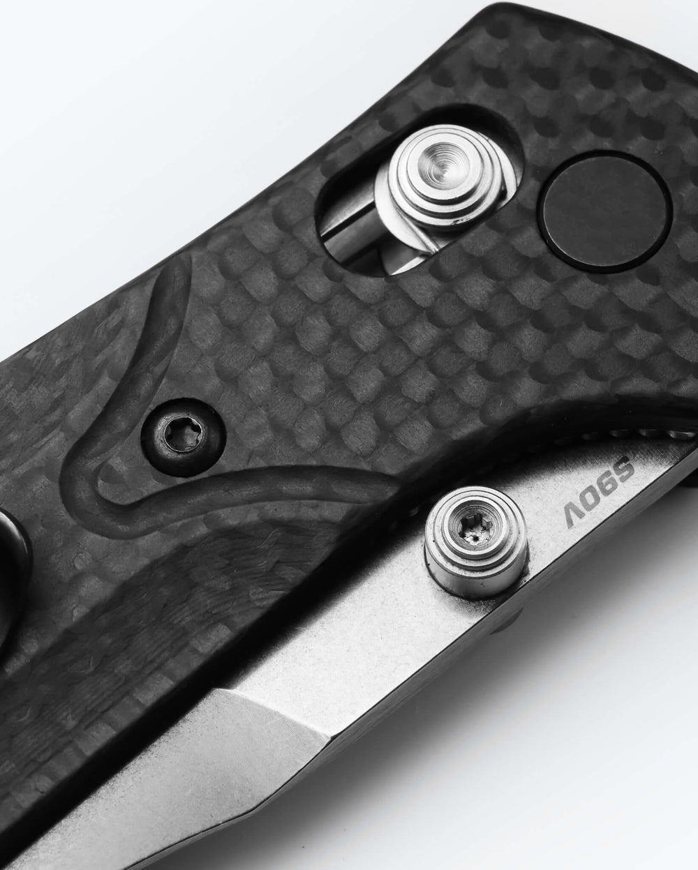 Seventh product image showing a close up of knife
