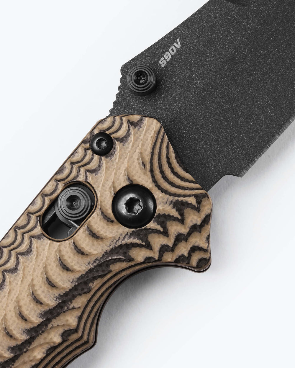 Seventh product image showing a close up of knife