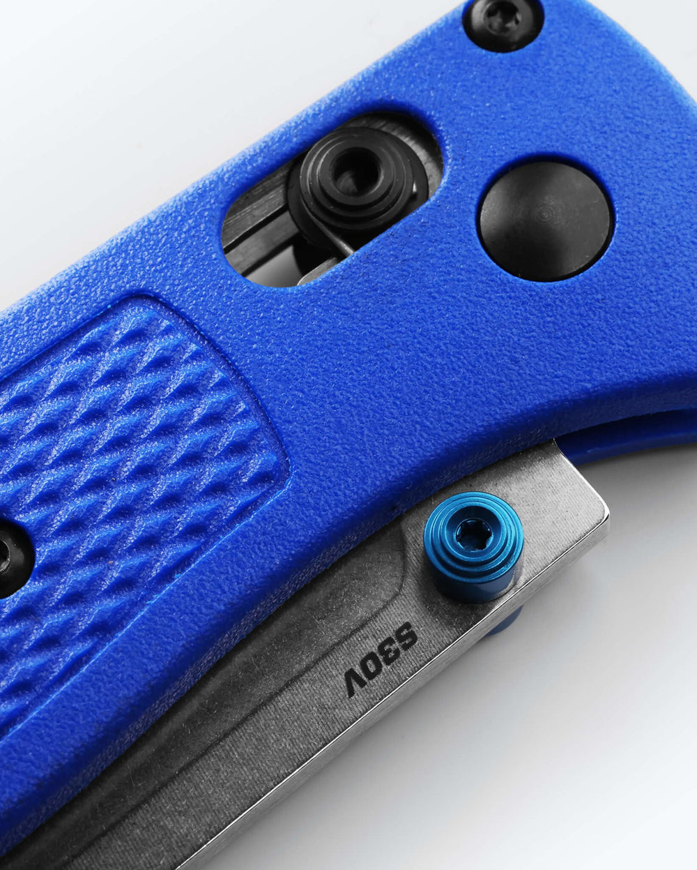 Seventh product image showing a close up of knife