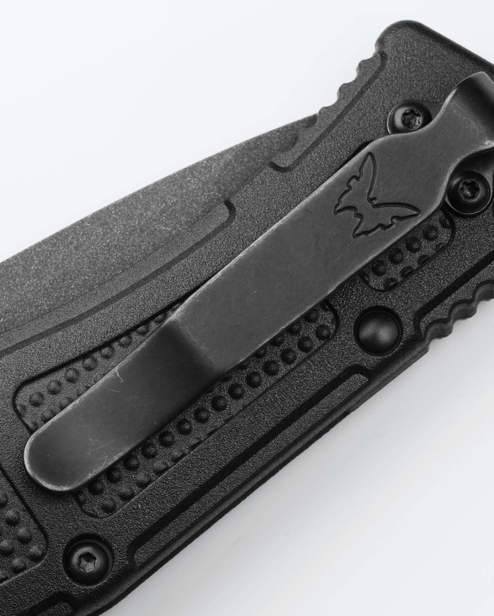 Seventh product image showing a close up of knife