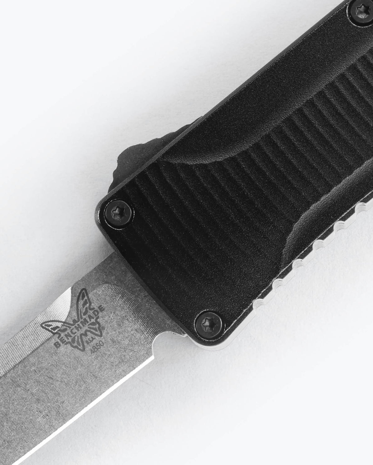 Seventh product image showing a close up of knife